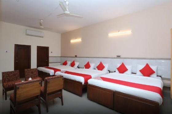 Kaveri Hotel Bed & Breakfast Mysore Esterno foto