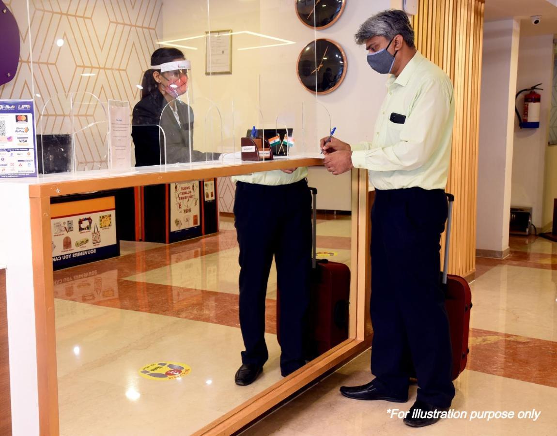 Kaveri Hotel Bed & Breakfast Mysore Esterno foto