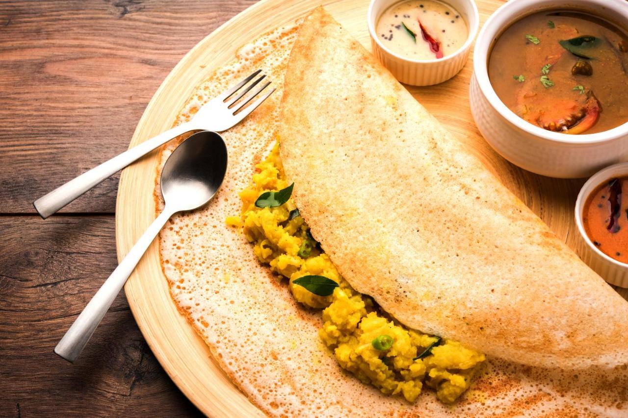 Kaveri Hotel Bed & Breakfast Mysore Esterno foto