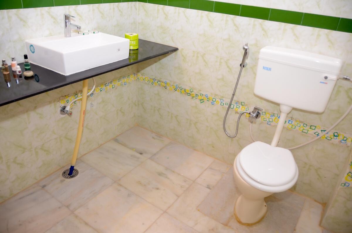 Kaveri Hotel Bed & Breakfast Mysore Esterno foto